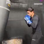 "Garcia's Terms: De La Hoya's Catchweight Ultimatum Stirs Controversy in Boxing Circles!"