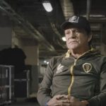 Boxing Icon Roberto Duran Inspires Fans with Symbolic Gesture Amid Recovery from Heart Surgery