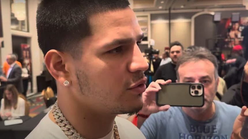 "Edgar Berlanga's Bold Callout to Canelo Alvarez Sparks Controversy Among Boxing Fans!"