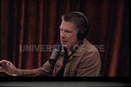 Joe Rogan's Confession: Mike Tyson's Overwhelming Presence Made UFC Commentator Nervous on JRE