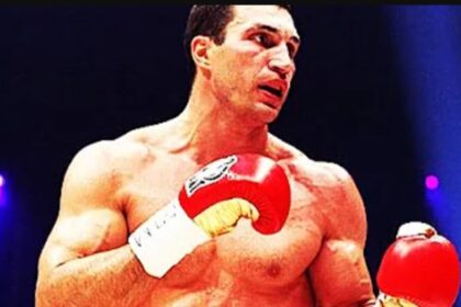 "Lennox Lewis Slams Promoter's Controversial Claims About Klitschko Fight – Full Story Inside!"