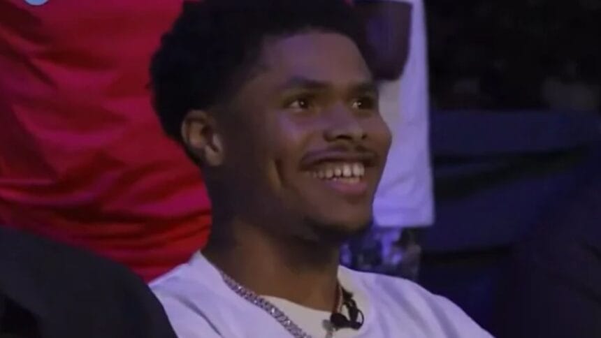 "Terence Crawford Makes History: Four-Weight Champion Eyes Showdown with Canelo"