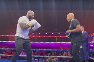 "Unconventional Verdict: Why Carlos Takam Chooses Canelo Alvarez and Gervonta Davis as Boxing's Icons!"