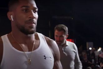 Boxing World Erupts as Anthony Joshua Shocks with Devastating KO Victory Over Ngannou