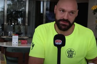 "Countdown to Chaos: Tyson Fury Reveals Strategy to 'Cripple' Usyk in Undisputed Heavyweight Showdown!"
