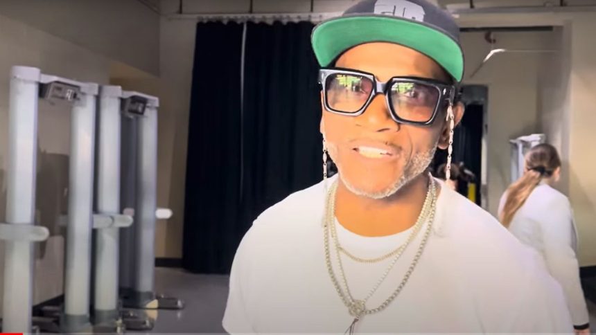 "Calvin Ford's Bold Offer: Will Derrick James Greenlight Errol Spence Jr.'s Training Transition?"