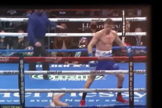 "Boxing World Divided: Jake Paul's Controversial Training Regimen for Mike Tyson Fight Raises Eyebrows!"