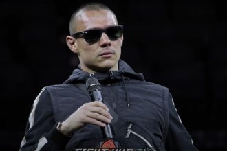 "Errol Spence Jr. Issues Fiery Challenge: Tszyu-Fundora Winner in His Crosshairs"