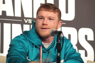 Canelo’s Dilemma: Balancing Legacy and Autonomy Amidst Fan Pressure