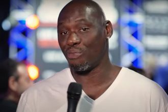 "Antonio Tarver Unveils Painful Truth: 'People Loved Roy Jones Jr. So Much, They Hated Me!'"