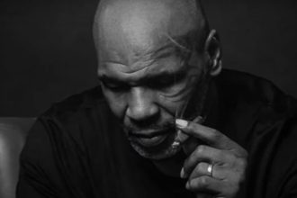 "Tyson vs. Paul: Roy Jones Jr. Exposes Hidden Truth Behind Fight Regulations!"