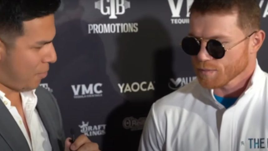 "Oscar De La Hoya Rings the Alarm: Canelo Alvarez's Career at Risk in Munguia Showdown!"