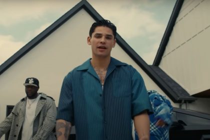 "Exclusive: Mayweather Sets the Record Straight on Haney’s Defeat, Offers Advice for Future Fights!"