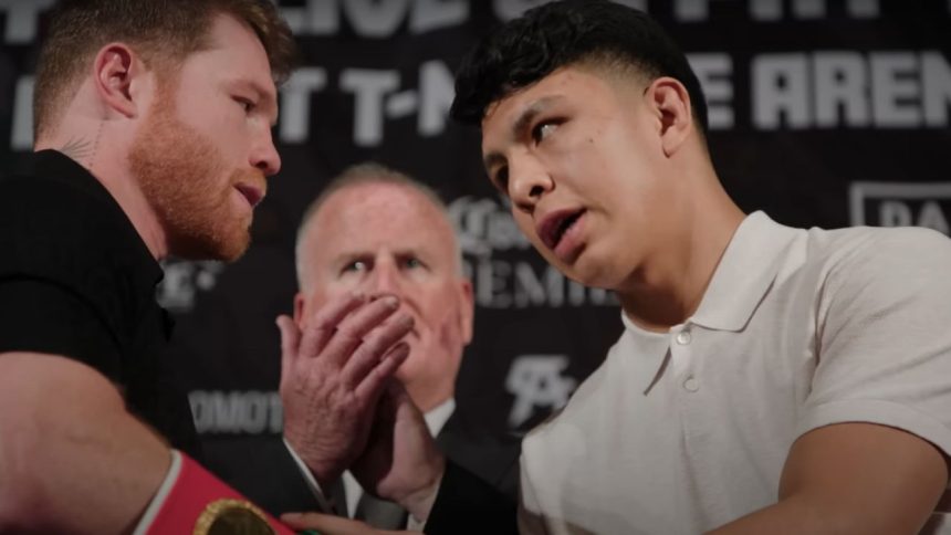 "The Battle of Opinions: Fans Skeptical of Jaime Munguia's Chances Against Canelo!"