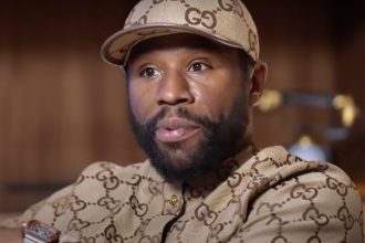 "Floyd Mayweather 'Hostage' in Dubai? Gervonta Davis Offers 'Assistance' Amidst Controversy"