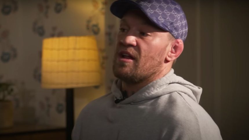 "Conor McGregor's BKFC Bombshell: Fans Divided Over Potential Canelo Alvarez vs. Oscar De La Hoya Showdown!"