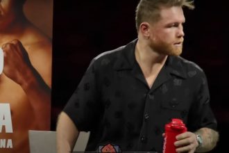 "WBC Under Fire: Fans Demand Removal of Controversial Star Wars-Themed Poster for Canelo vs. Munguia Fight!"