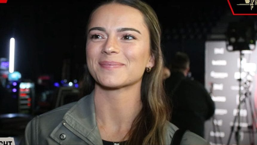 Rising Boxing Star Skye Nicolson Receives Overwhelming Support: Fans Rally Behind "Shredded" Physique!