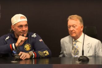 "Boxing Fans React to Usyk’s 'Gangster' Pose with Fury’s Sons"