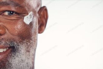 "Travis Kelce Sparks Debate: 'Jake Paul Will Beat Mike Tyson'"