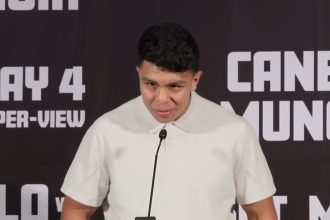 De La Hoya predicts Munguia will beat 'Hae' Alvarez