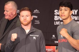 Shane Mosley Sees 'a Ton of Battle' Left in Canelo Alvarez