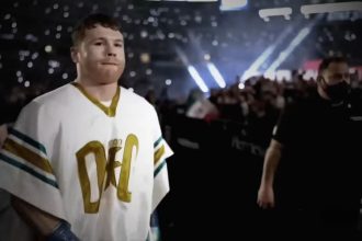 Caleb Plant Is the Best Agitator of Hamburger in Boxing