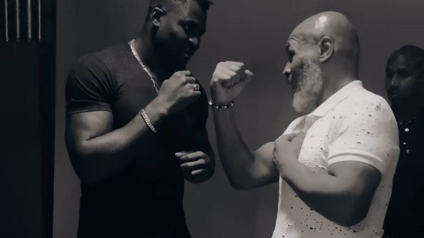 Mike Tyson gets an admonition from Holyfield's destroyer that will hurt: I don't think Mike is a similar fighter he used to be