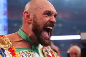 Encircled By Warriors, Usyk Cautions Fury He Is Prepared