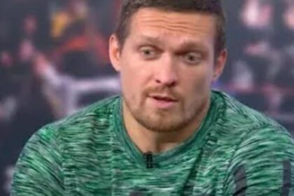 "Roy Jones Jr. Predicts Usyk to Outshine Fury Again in December Rematch"