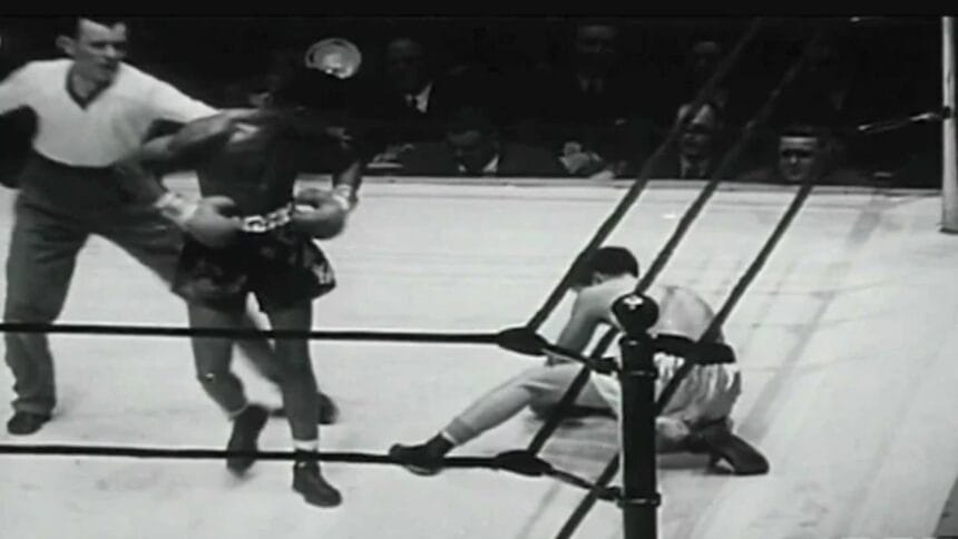 "Beyond the Ring: Robinson vs. Leonard, A Tale of Two Boxing Legends"