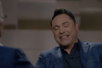 "De La Hoya Unleashes Fury: Haney, Canelo, and the Boxing World React"