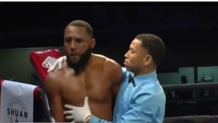 "Chaos in the Ring: Boxer Punches Referee After Controversial Stoppage"