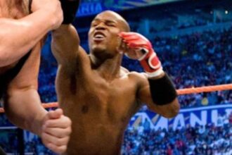 "Floyd Mayweather Teams Up with Richard Schaefer for Major Promotional Comeback"