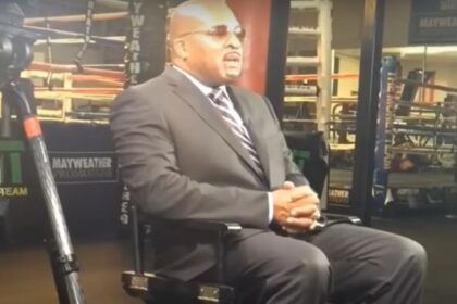 "Boxing Insider Drops Bombshell: Leonard Ellerbe Allegedly Abandoning Floyd Mayweather’s Team"