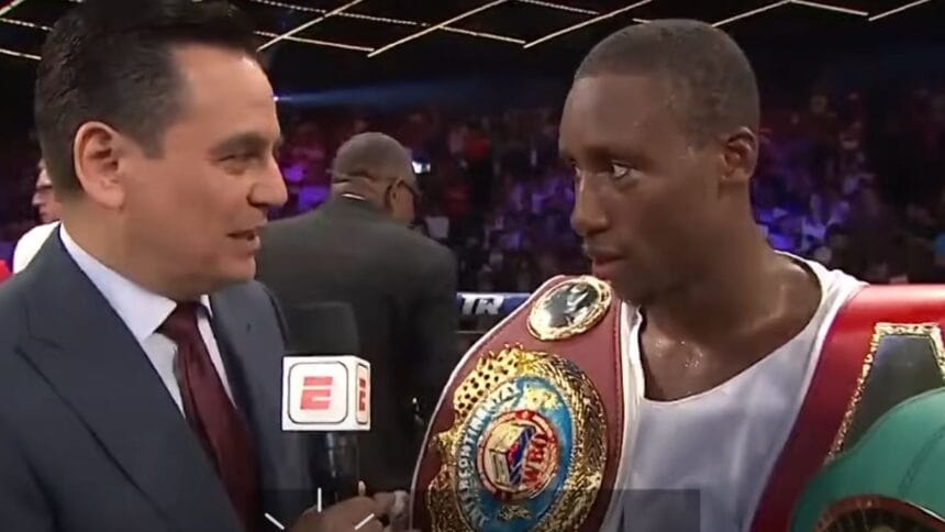 "Bruce Carrington Bows to Naoya Inoue: The Gesture That Stunned Madison Square Garden"