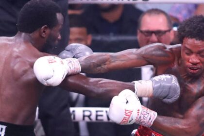 "Errol Spence Jr. Backs Terence Crawford Over Canelo Alvarez in Potential Super Bout"