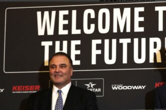 "Richard Schaefer: The Banker-Turned-Boxing Mogul Taking Mayweather Promotions by Storm"