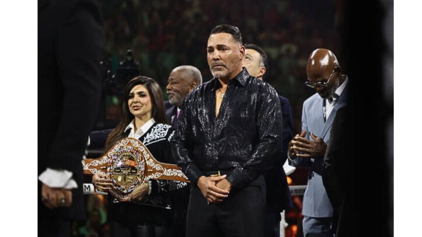 "Champions Collide: Turning Stone Celebrates Boxing's Past and Present"