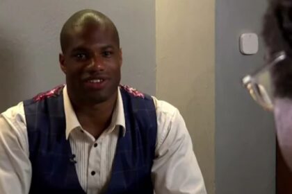 "Wembley Battle: Dubois vs. Joshua Set to Break Records Amidst Heavyweight Drama"