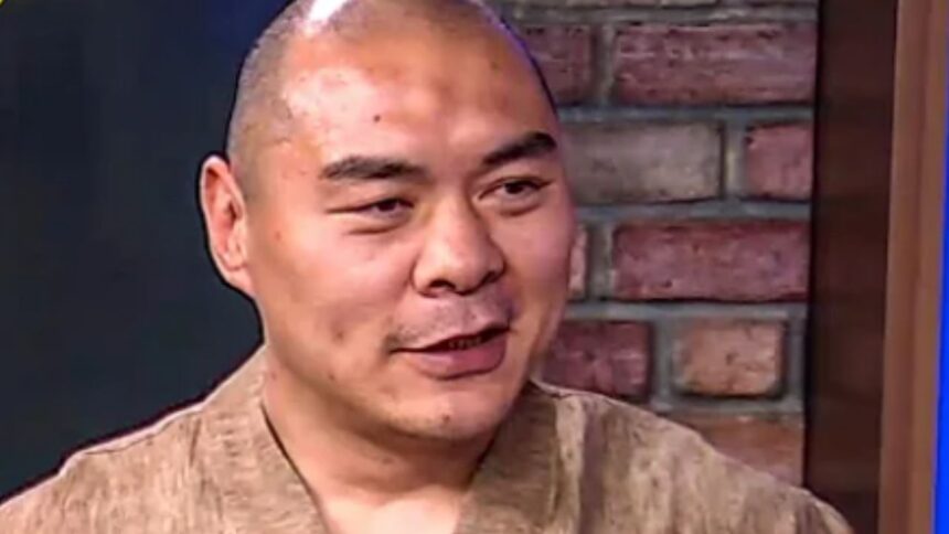 "Could Alex Pereira Be the Next Heavyweight Sensation? Insights from Zhilei Zhang and More"