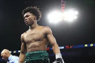 "Mason vs. Kambosos Jr.: A Potential Clash of Lightweight Titans"