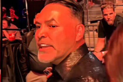 "Oscar De La Hoya Rejects Shakur Stevenson: A Clash of Philosophies Shakes Boxing World!"