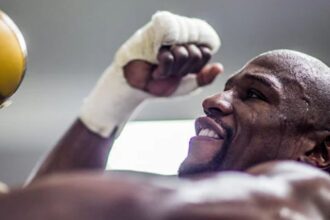 Did Mayweather Really Win? The Fight Fans Still Debate