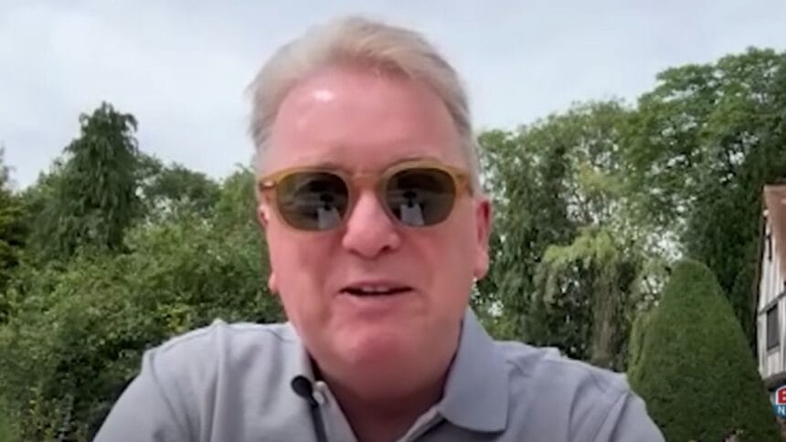 "Frank Warren Blasts Joshua's Team: Dubois Needs No PEDs for His 'Bombs'!"