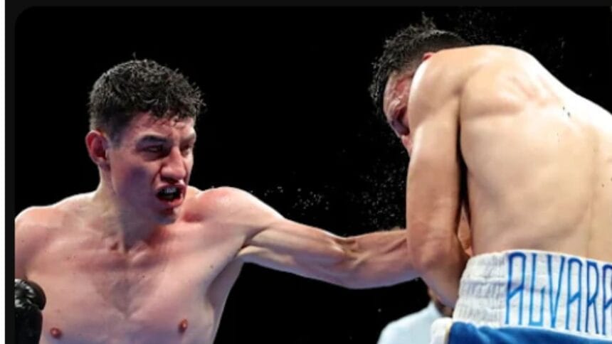 "Explosive Showdown: Cabrera vs. Zepeda in Mexican Boxing's Ultimate Battle"