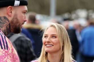 “Ebanie Bridges Exposes Boxing’s Dirty Secrets: ‘I’d Be Broke Without OnlyFans’”