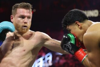 "Canelo Controversy: Fans Split as Alvarez Faces Backlash Over Fight Selection"
