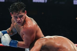 "Julio Cesar Chavez Sr’s 15-Year Sobriety Message to Ryan Garcia: A Beacon of Hope"