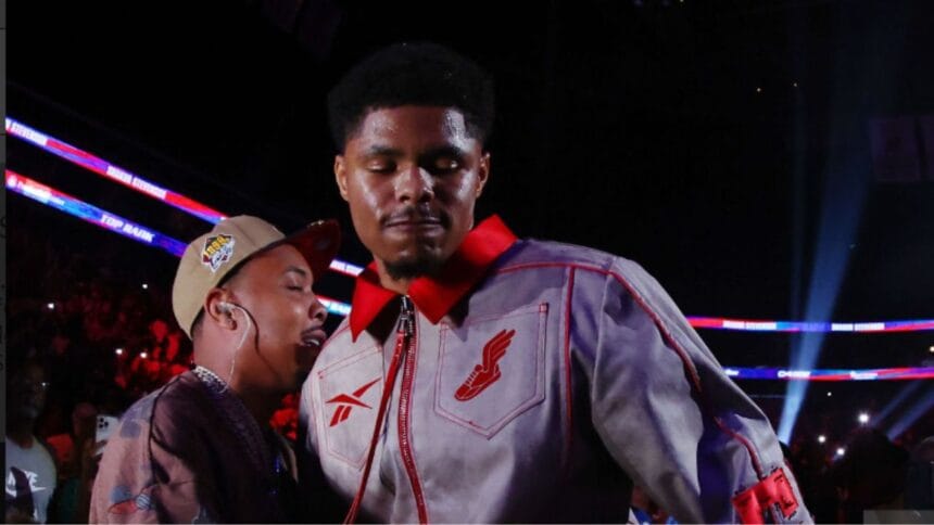 "Shakur Stevenson Snubs Floyd Mayweather – Chooses Eddie Hearn as Top Promoter!"